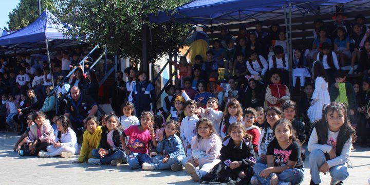 «Hola Terrícolas! Versos y voces verdes»!